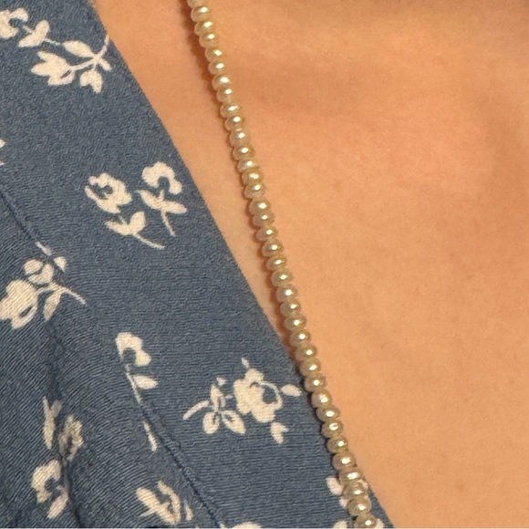 Wasabi Freshwater Pearl Necklace, 30 inches long - Picture 10 of 10